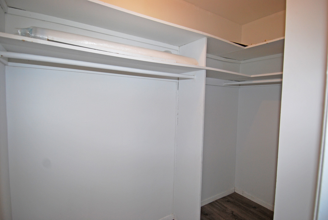 North Shore Towers Studio Apartment