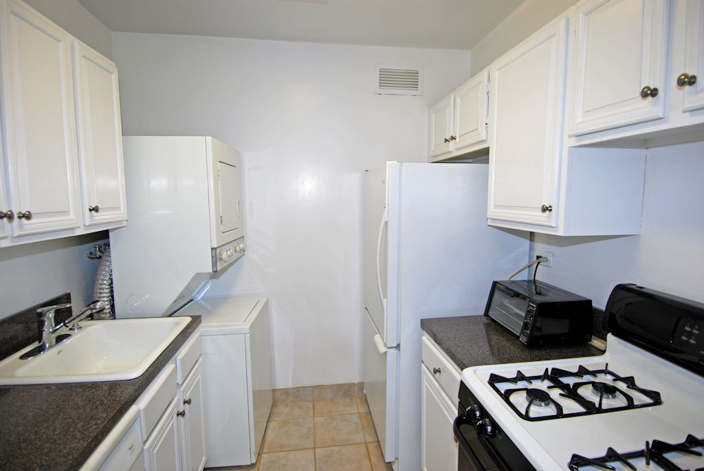 North Shore Towers Studio Apartment