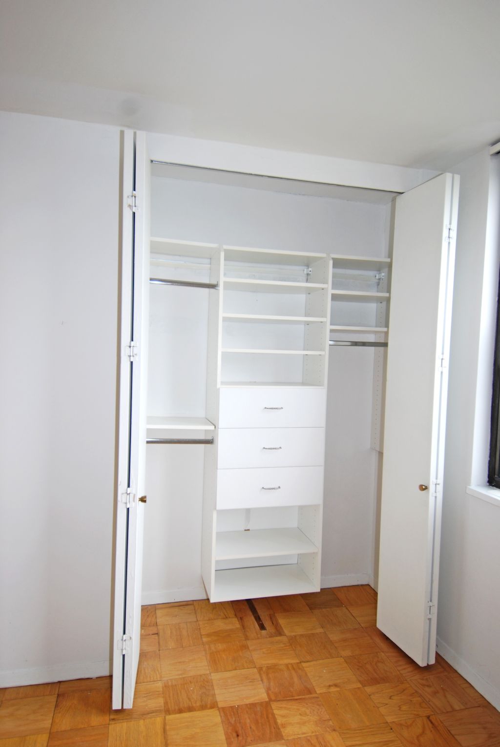 North Shore Towers Studio Apartment