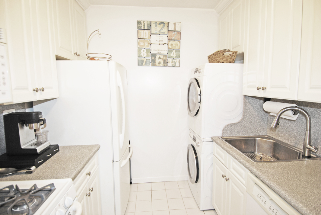 North Shore Towers apt.