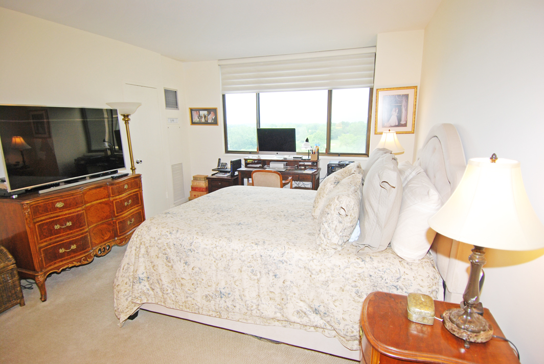 North Shore Towers apt.