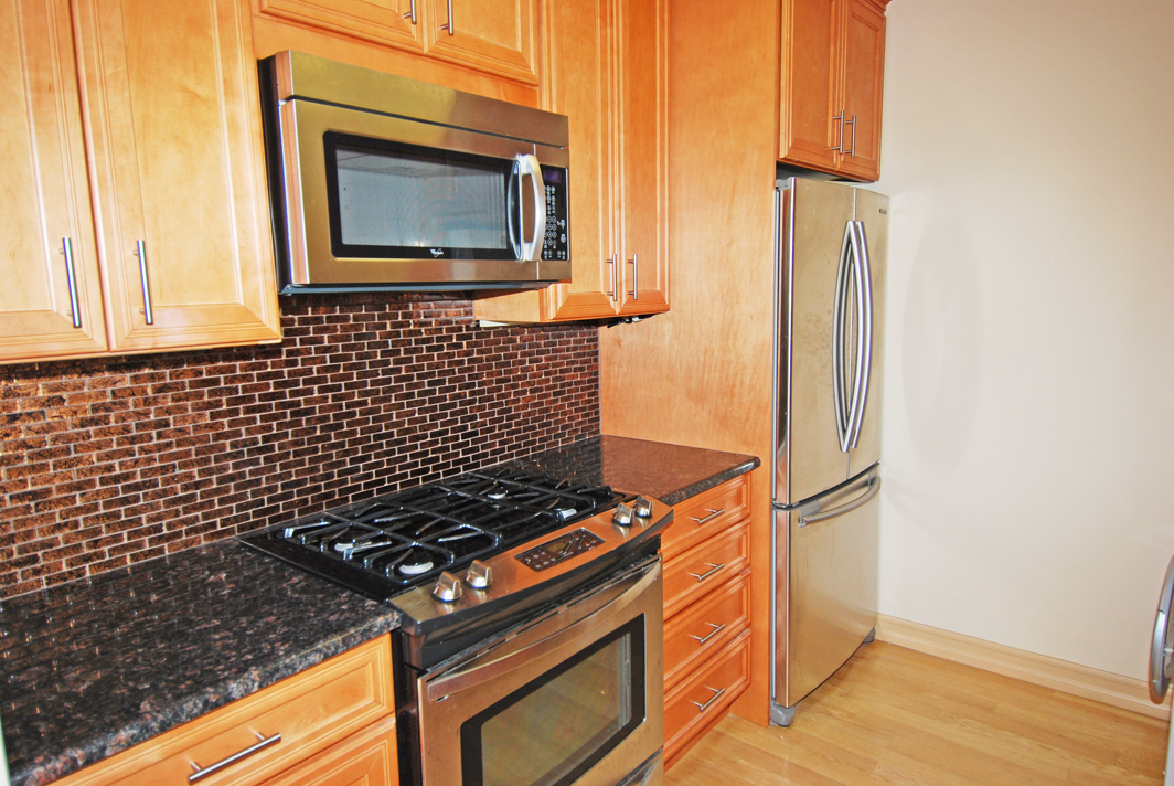 North Shore Towers 1 bedroom apt.