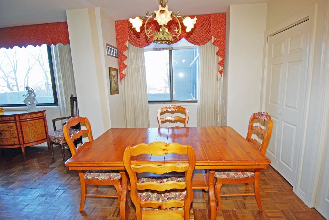 North Shore Towers Apt.