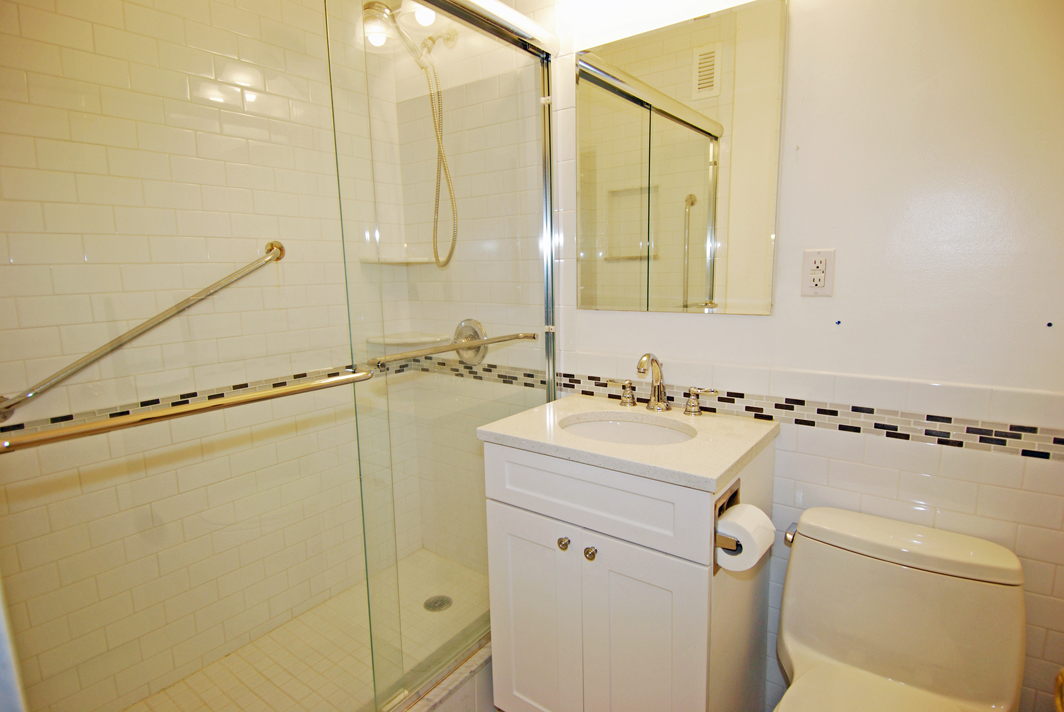 North Shore Towers Apt.