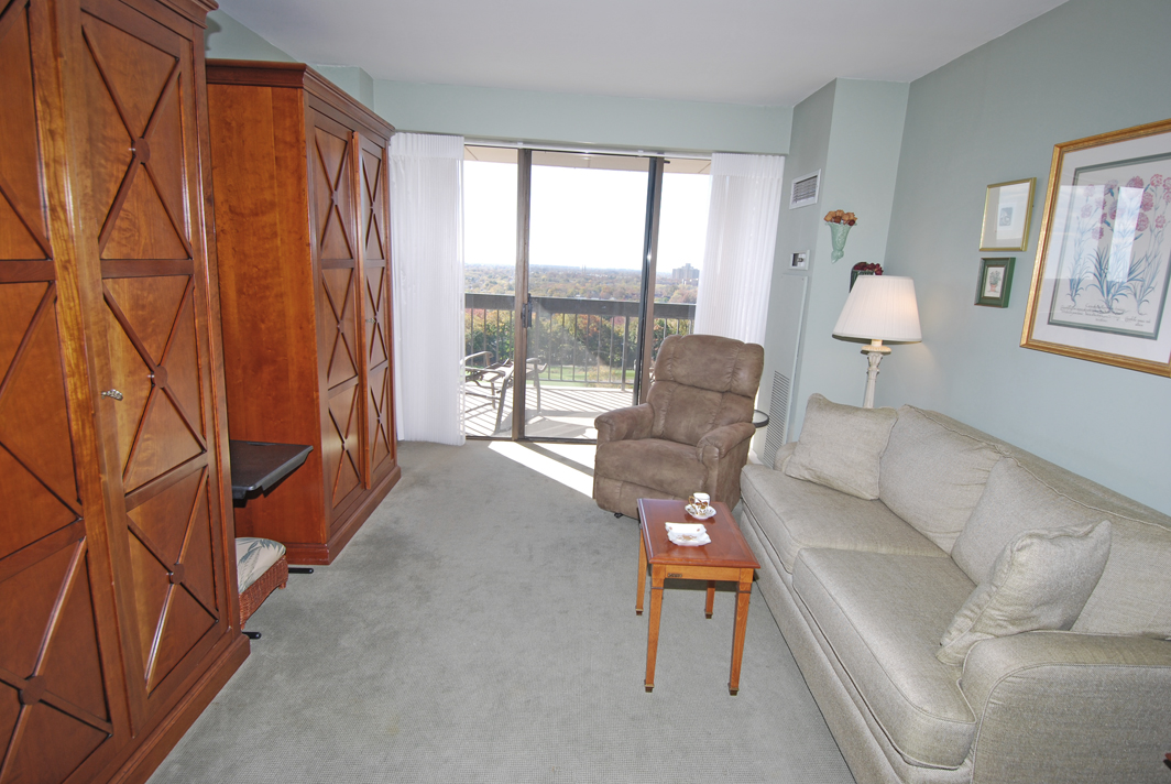 North Shore Towers Apt.