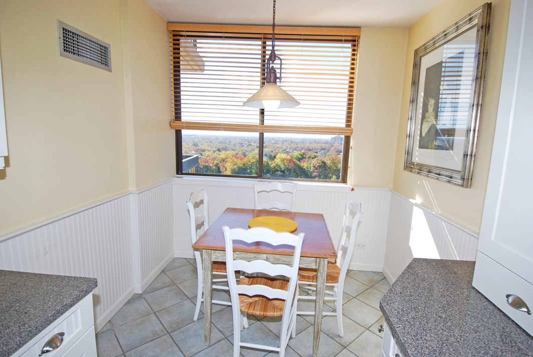 North Shore Towers Apt.