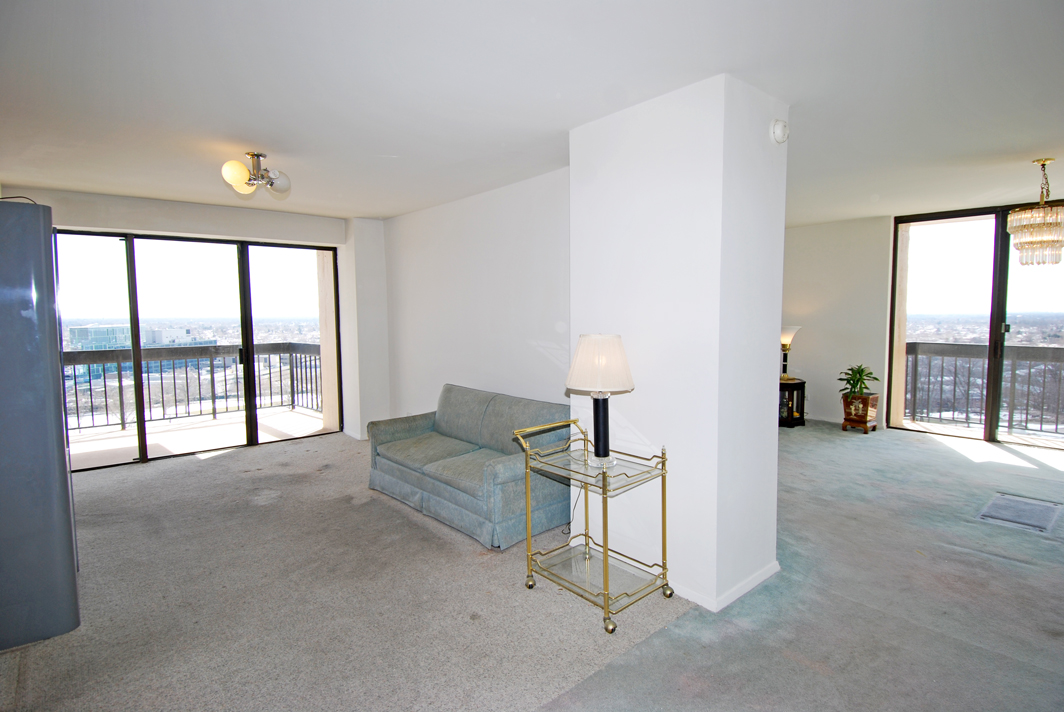 North Shore Towers Apt.