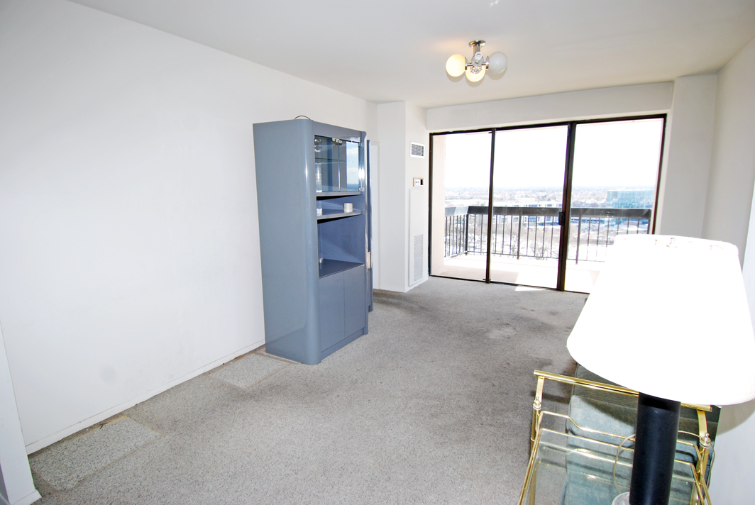 North Shore Towers Apt.