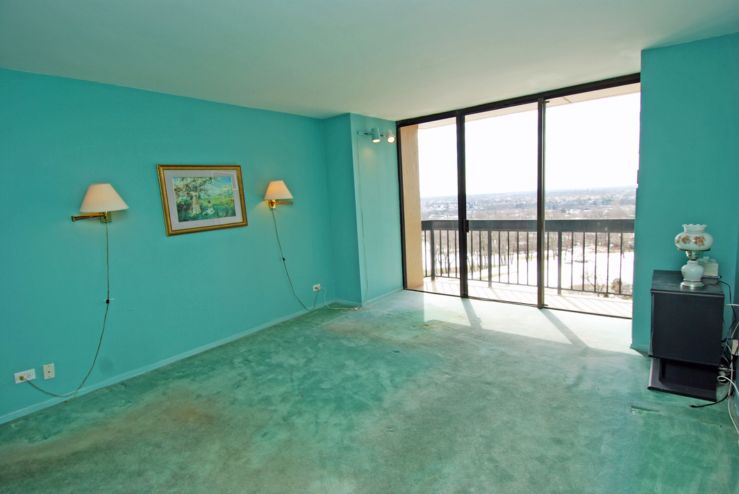 North Shore Towers Apt.