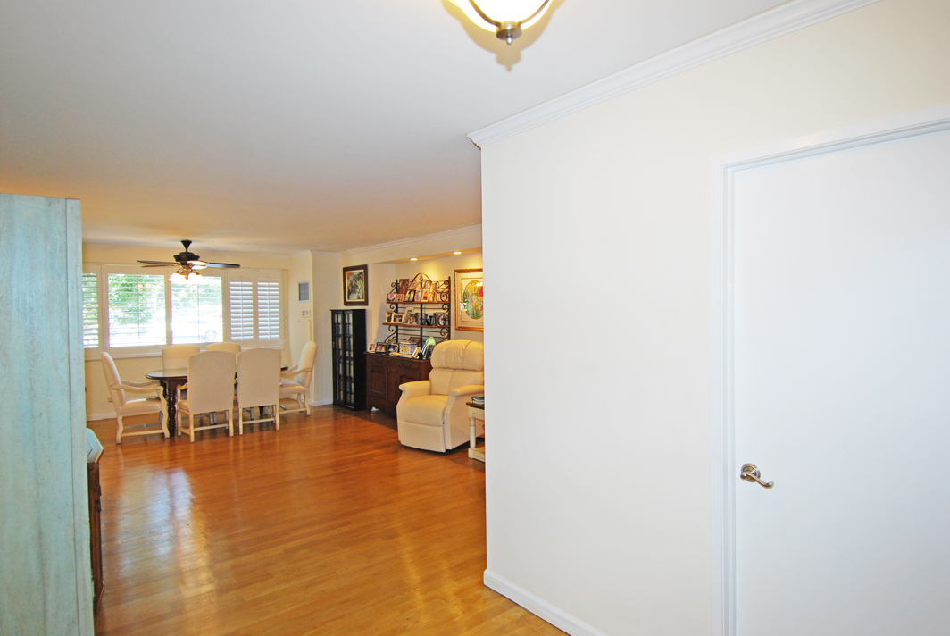 North Shore Towers Apt.