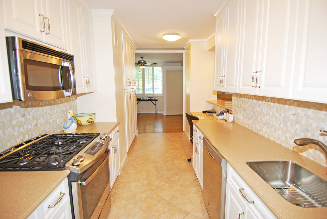 North Shore Towers Apt.