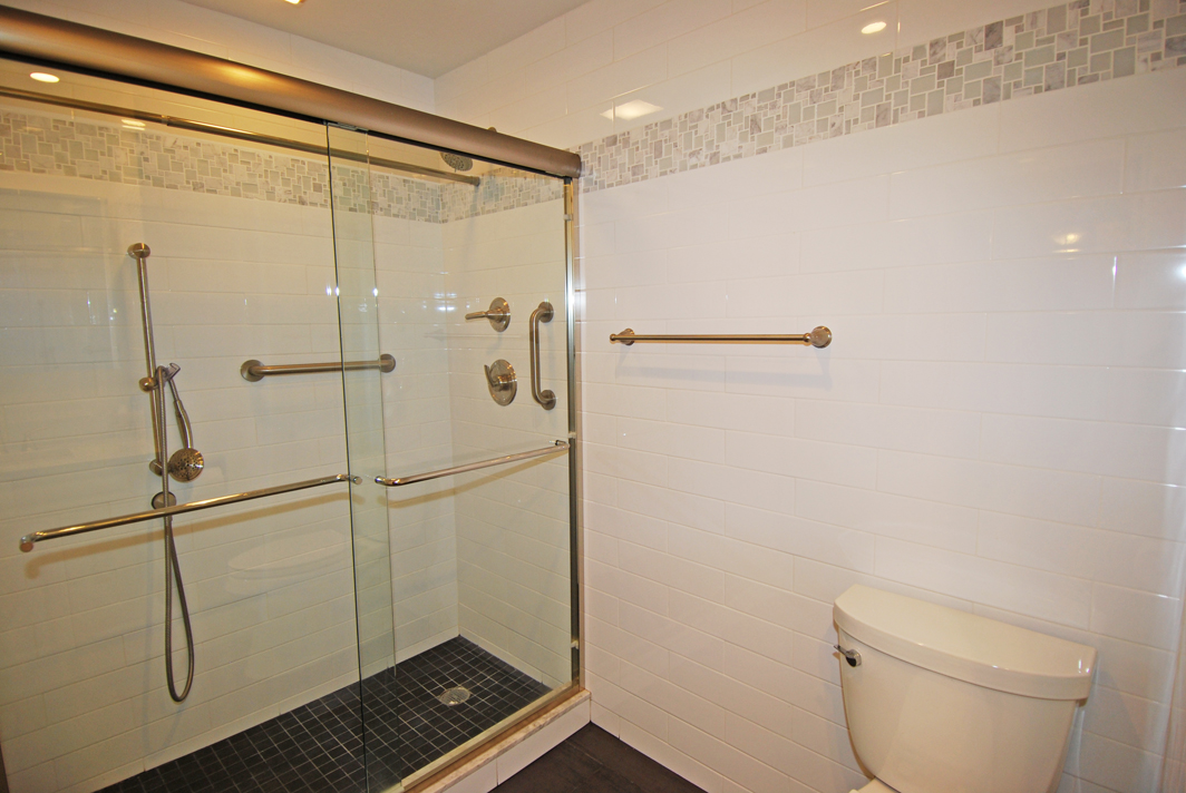 North Shore Towers Apt.