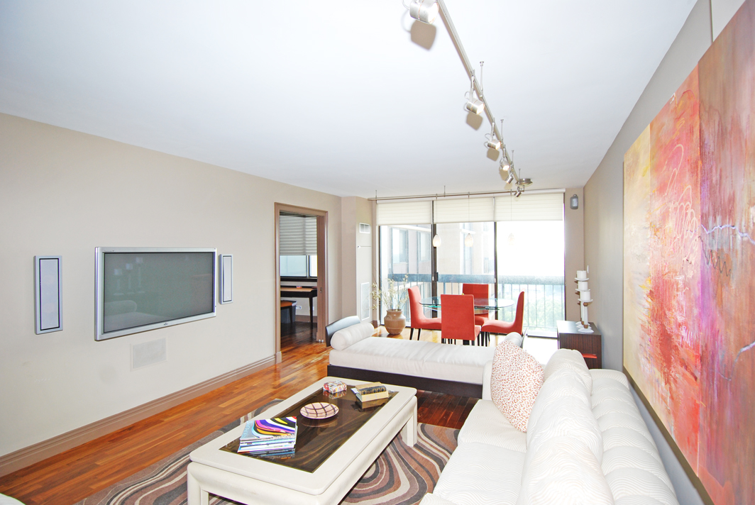 North Shore Towers Apt.