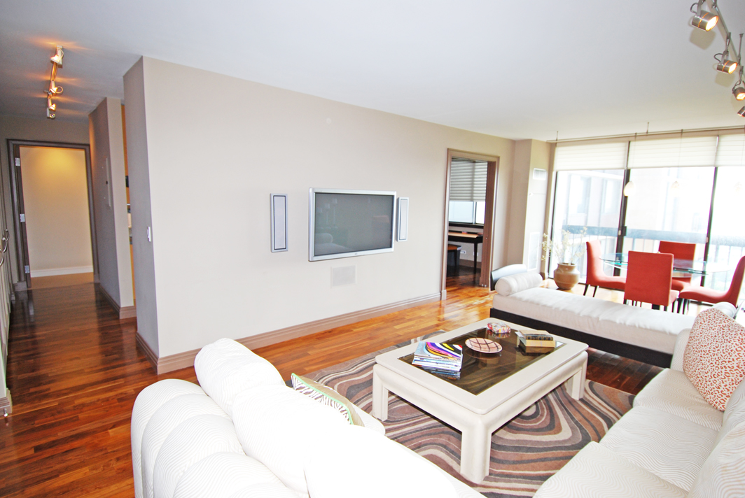 North Shore Towers Apt.