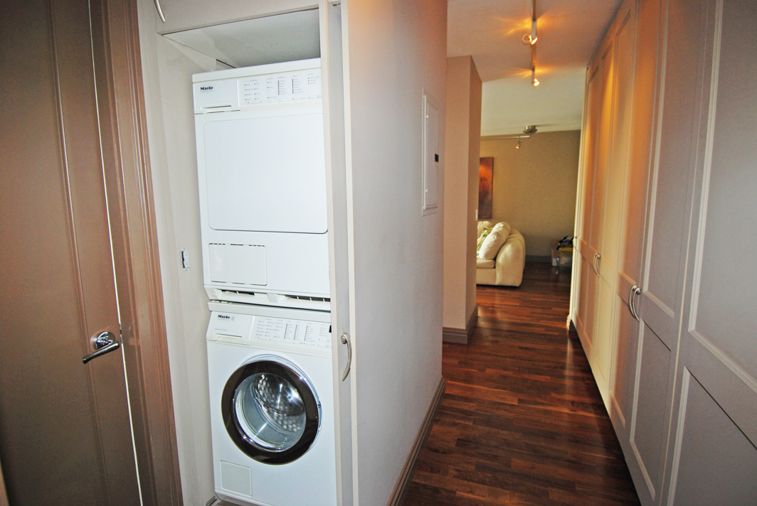 North Shore Towers Apt.