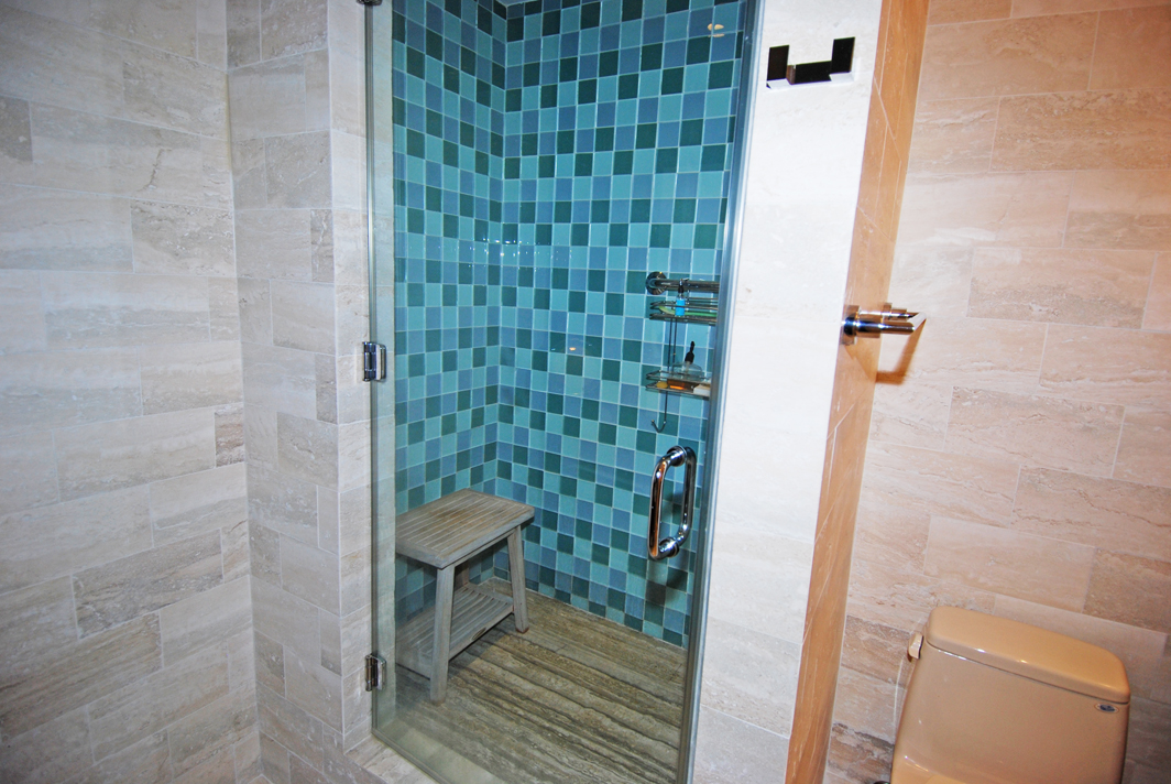 North Shore Towers Apt.