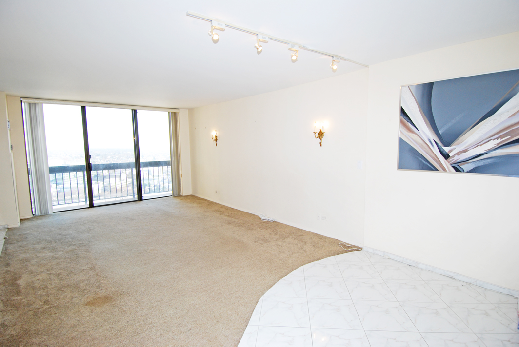 North Shore Towers Apt.