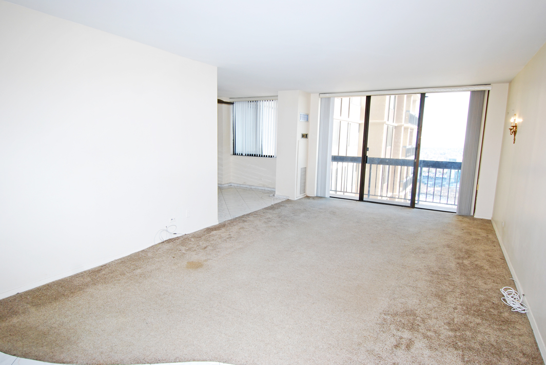 North Shore Towers Apt.