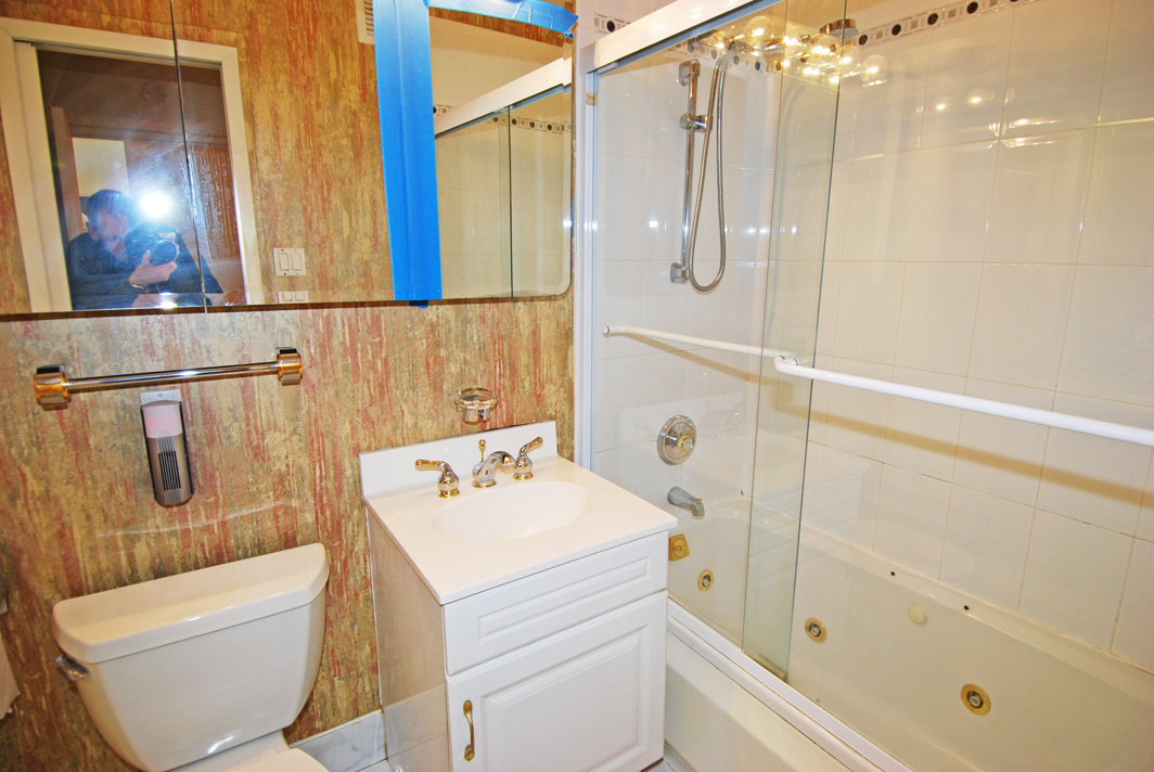 North Shore Towers Apt.