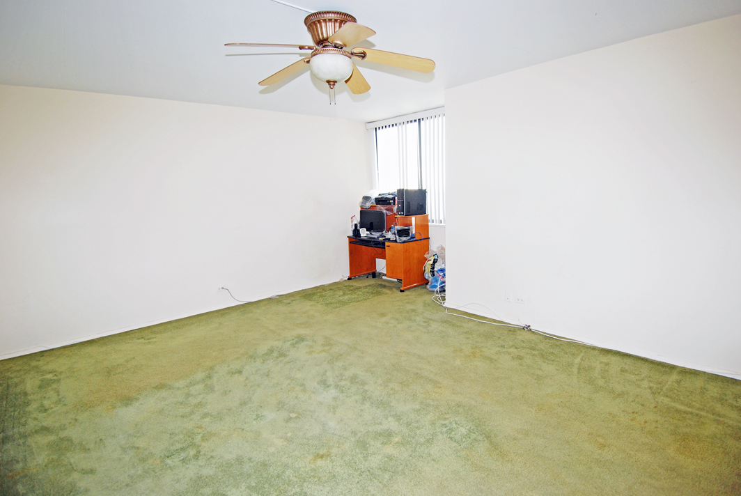 North Shore Towers Apt.