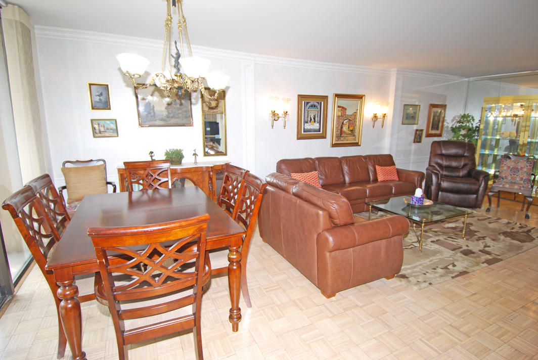 North Shore Towers Apt.