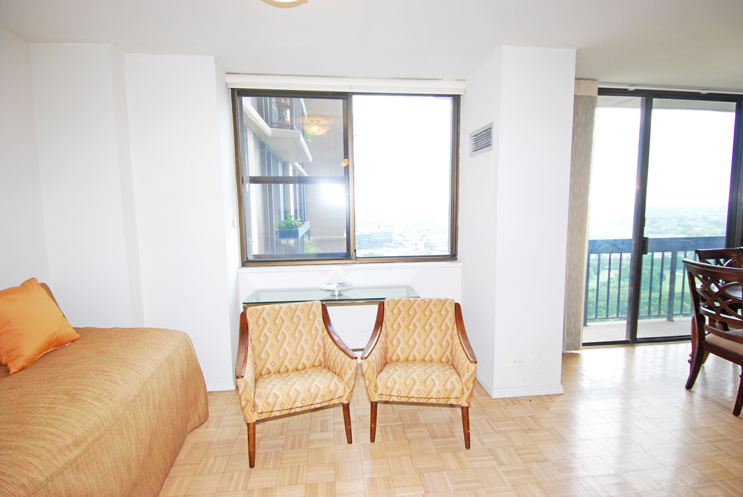 North Shore Towers Apt.