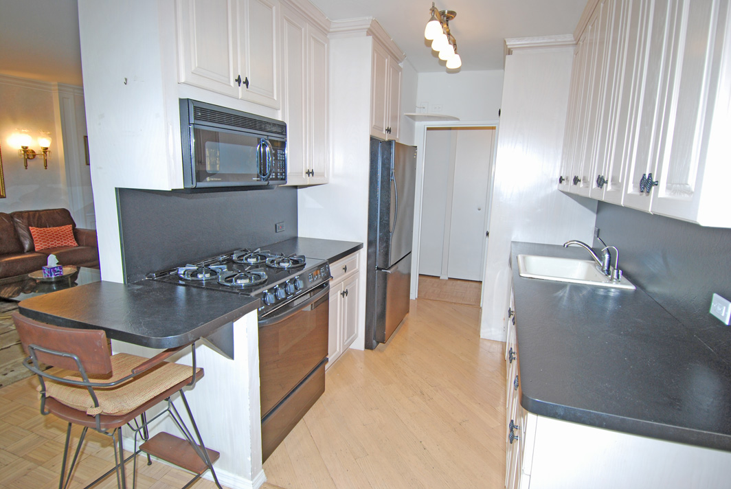 North Shore Towers Apt.