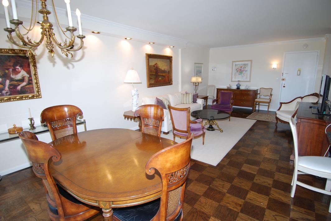 North Shore Towers Apt.