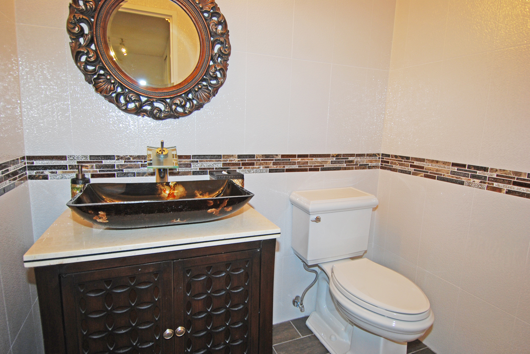 North Shore Towers Apt.