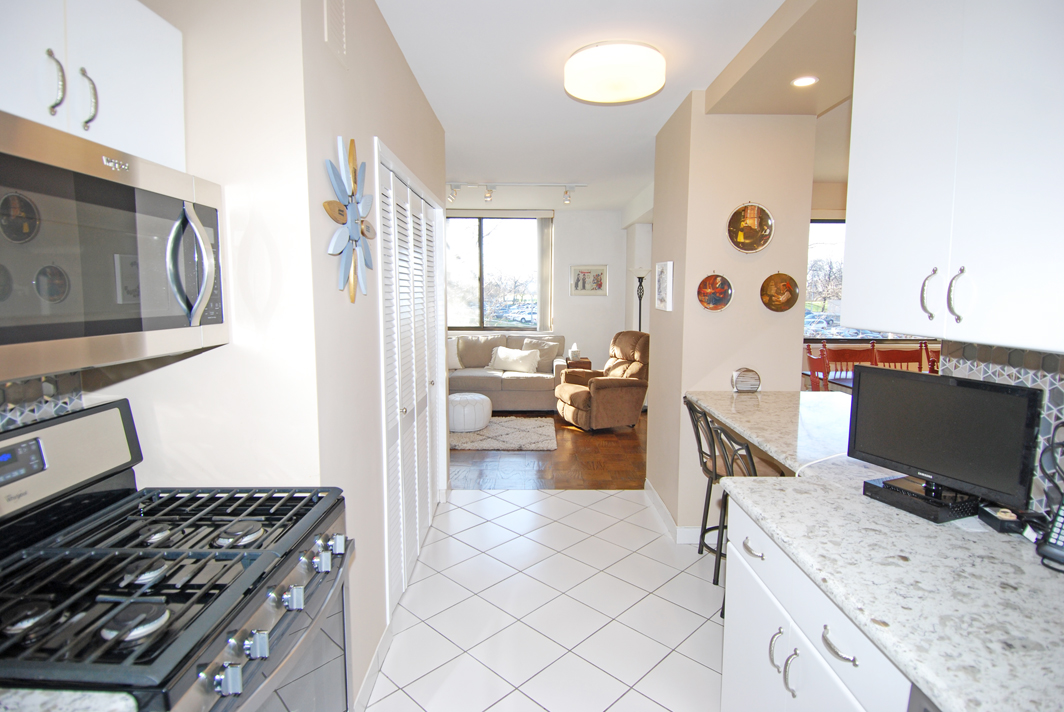 North Shore Towers Apt.