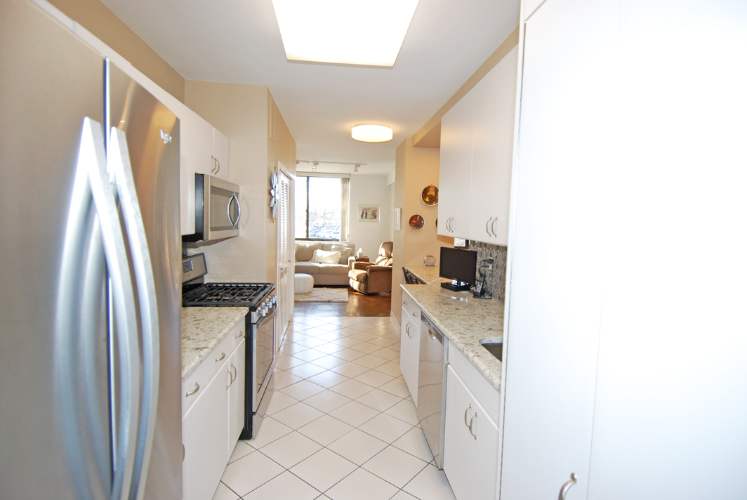 North Shore Towers Apt.