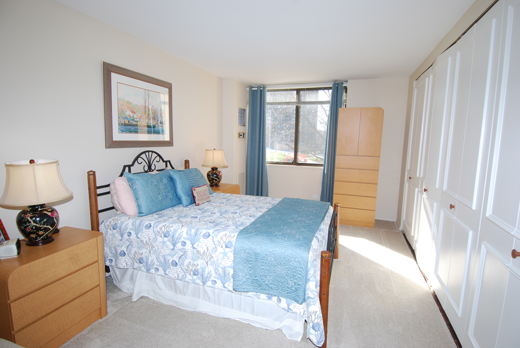 North Shore Towers Apt.