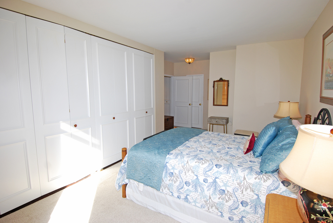 North Shore Towers Apt.