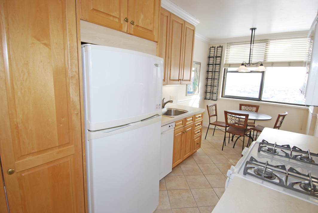 North Shore Towers Apt.