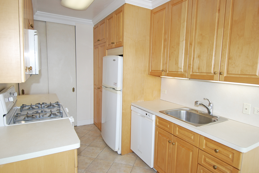 North Shore Towers Apt.