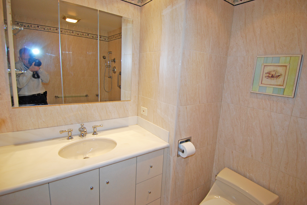 North Shore Towers Apt.