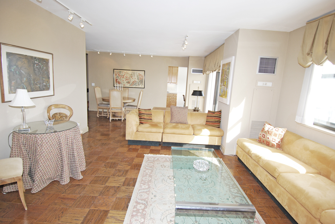 North Shore Towers Apt.