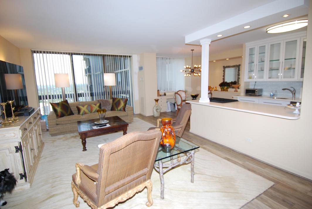 North Shore Towers Apt.