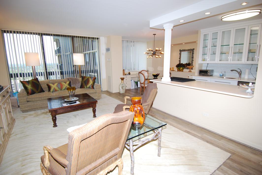 North Shore Towers Apt.