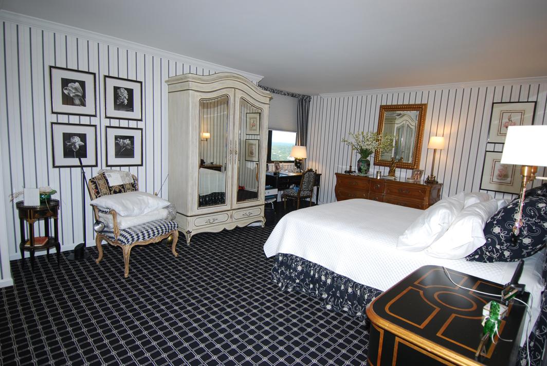 North Shore Towers Apt.