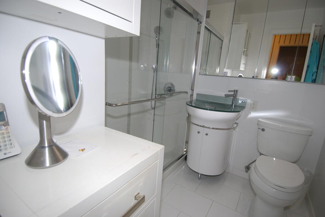 North Shore Towers Apt.