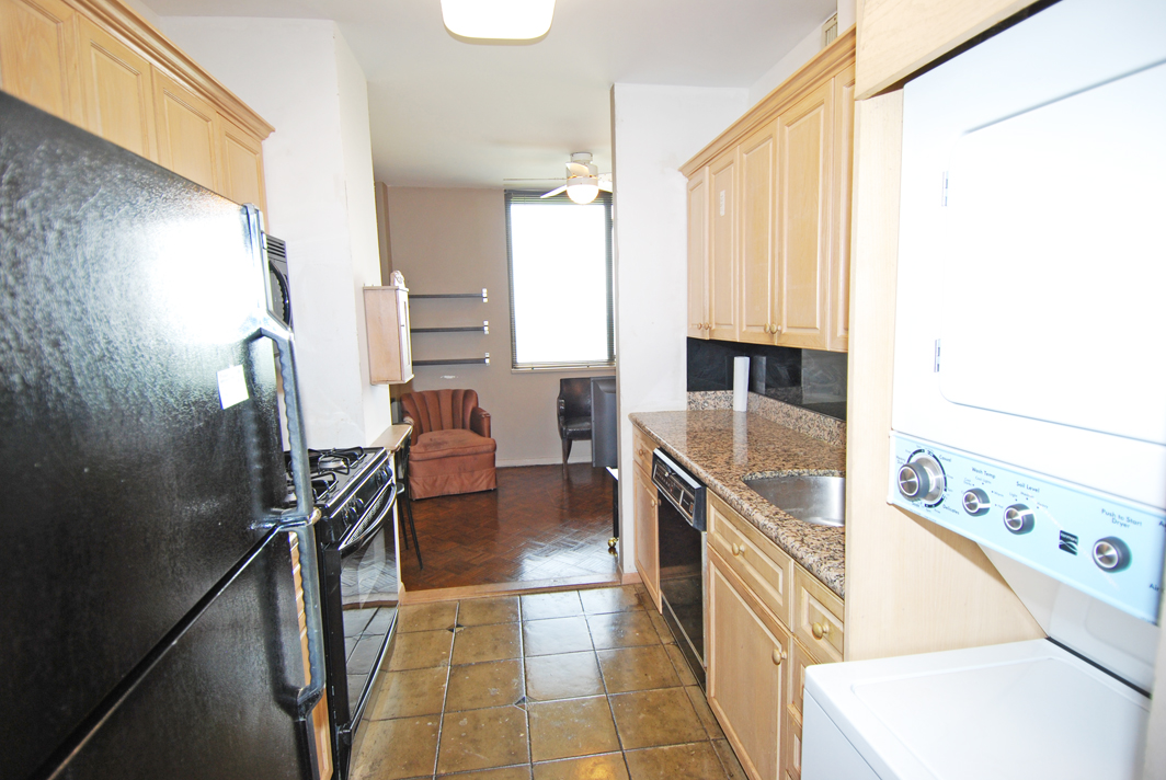 North Shore Towers Apt.