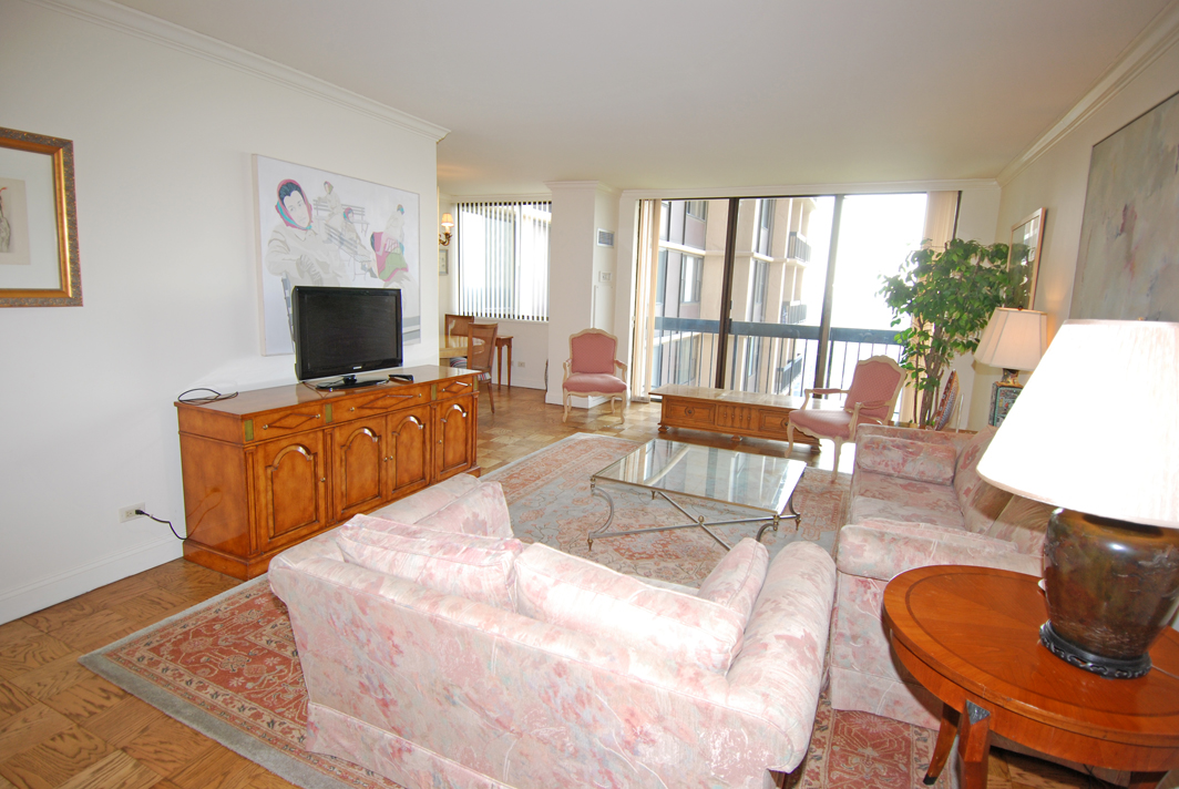 North Shore Towers Apt.