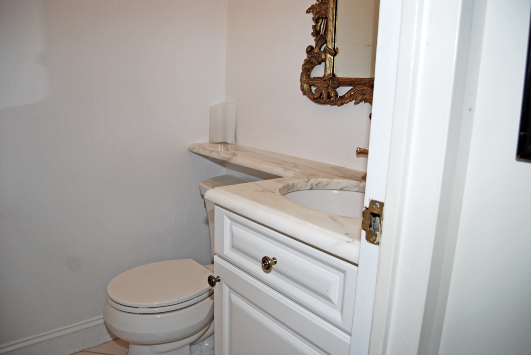 North Shore Towers Apt.