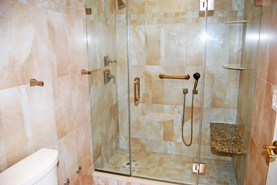 North Shore Towers Apt.