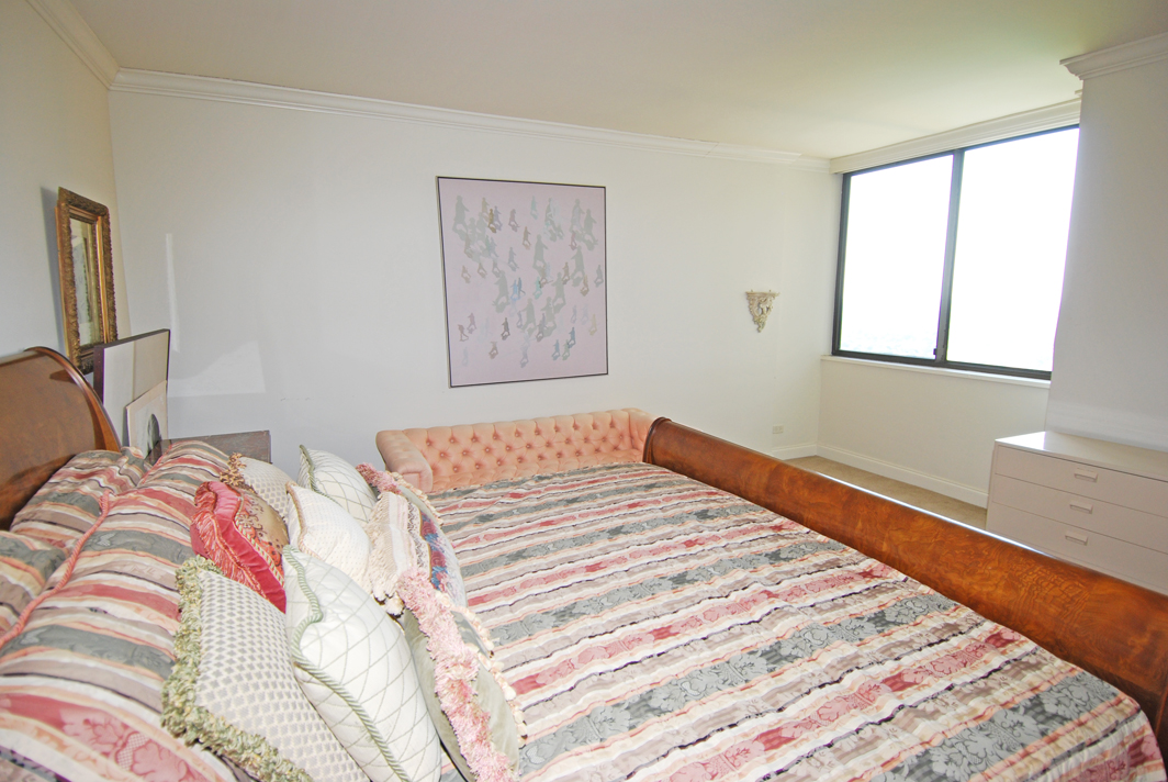 North Shore Towers Apt.