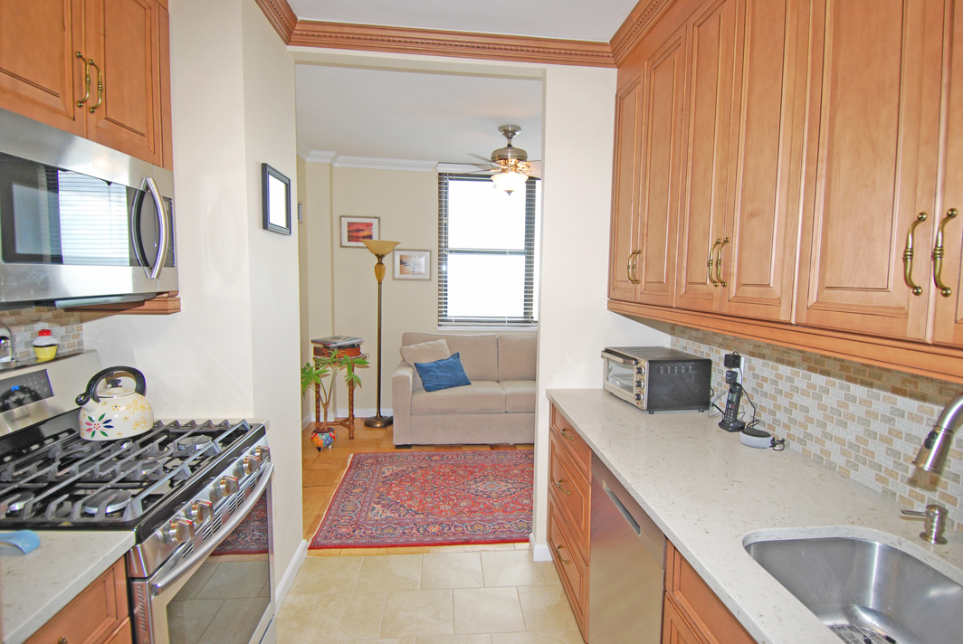 North Shore Towers Apt.