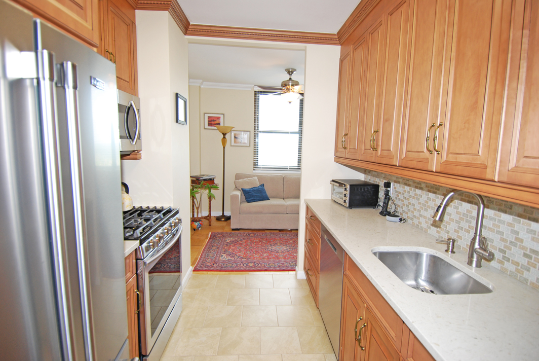 North Shore Towers Apt.