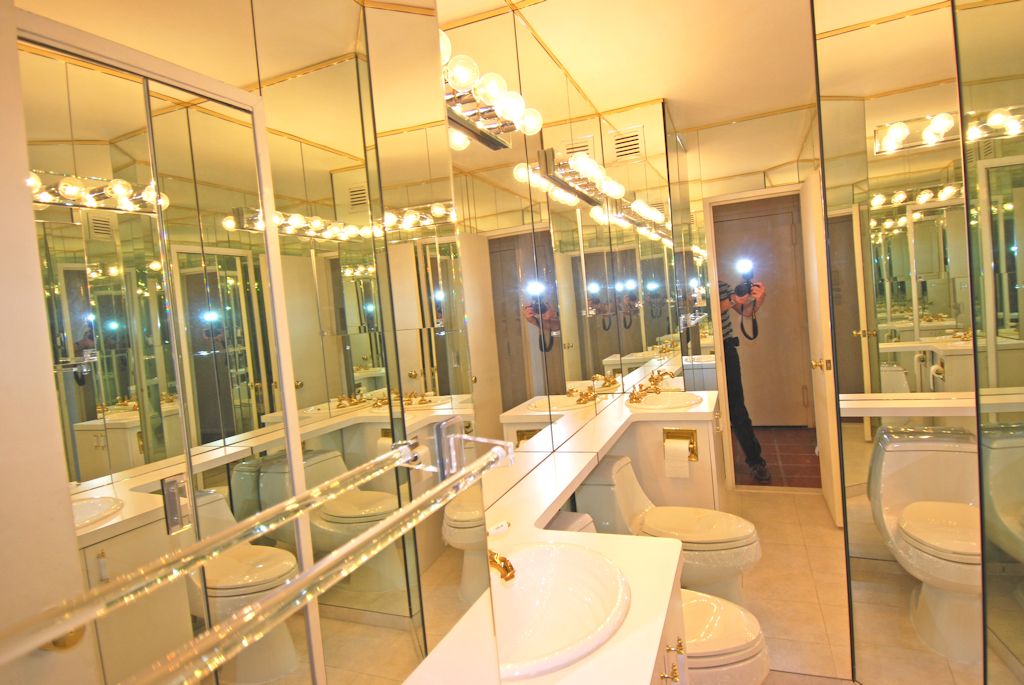 North Shore Towers Apt.