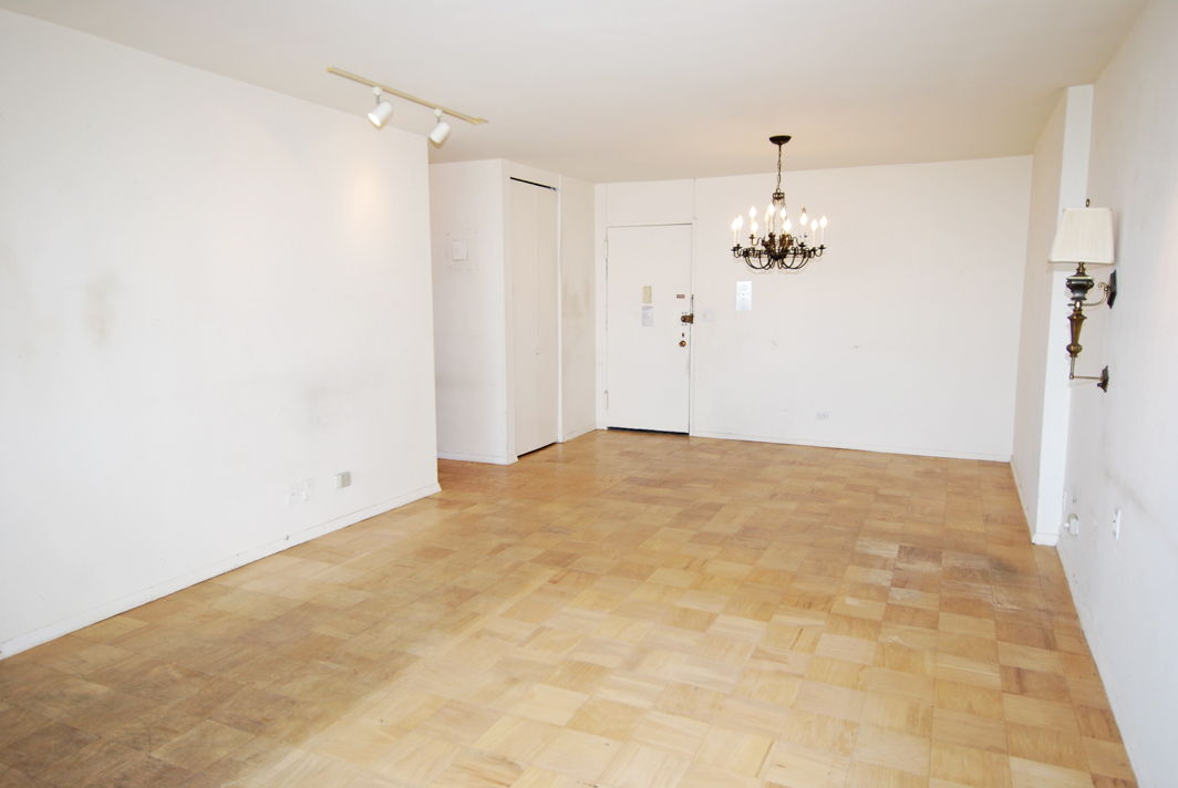 North Shore Towers Apt.